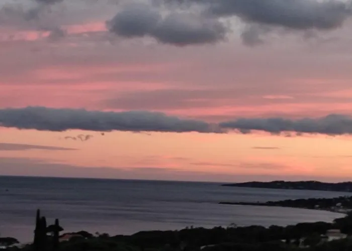 Avec Terrasse Et Vue Exceptionnelle サント・マキシム