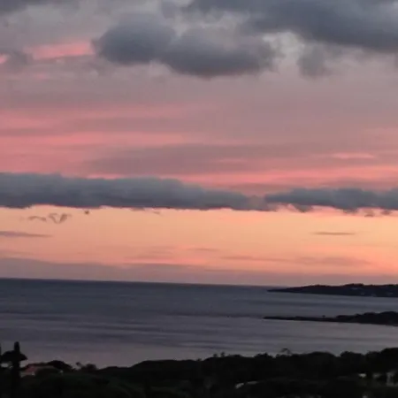 Avec Terrasse Et Vue Exceptionnelle Sainte-Maxime