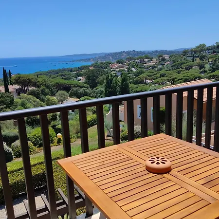 Apartament Avec Terrasse Et Vue Exceptionnelle Sainte-Maxime