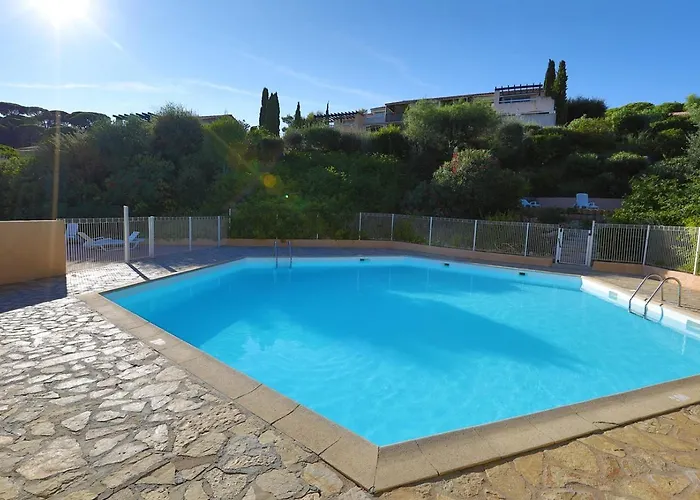 Avec Terrasse Et Vue Exceptionnelle Апартаменты Сент-Максим